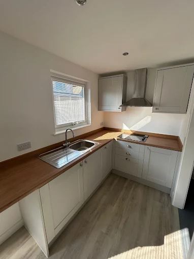 CIWB Construction fitted kitchen corner